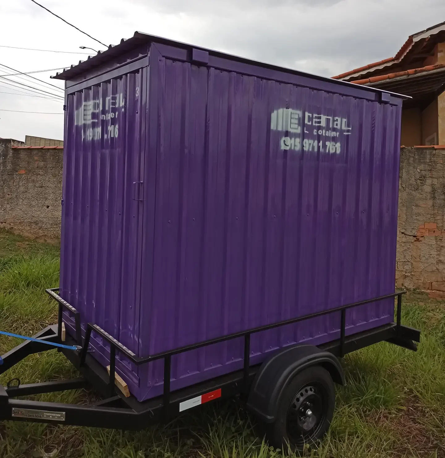 Obra com container