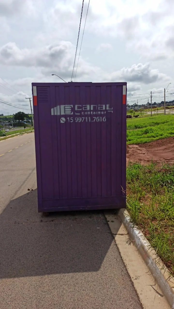 Obra com container